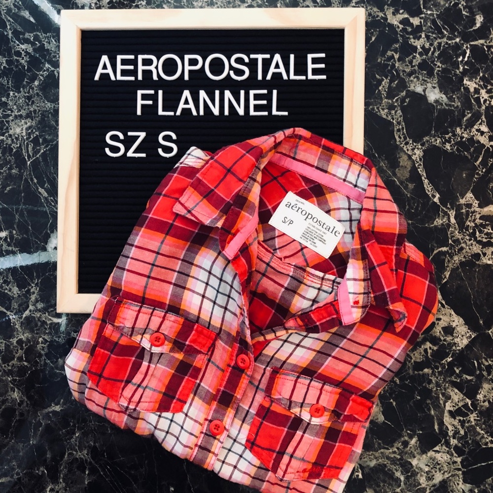 Red Aeropostale Lightweight Flannel! ❤️
